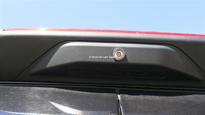 2021 Ford Transit 350 XLT Mid Roof 10 Passenger Luxury Seating - Photo 15 - Long Beach, CA 90807