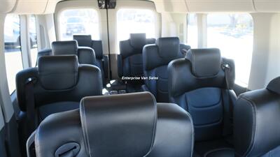 2021 Ford Transit 350 XLT Mid Roof 10 Passenger Luxury Seating - Photo 12 - Long Beach, CA 90807
