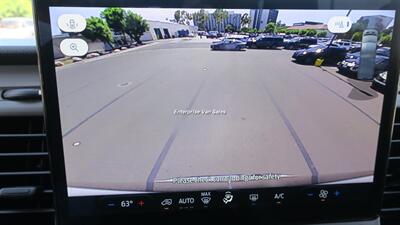 2022 Ford Transit 350 XLT  Mid Roof 10 Passenger Captain Seats - Photo 16 - Long Beach, CA 90807