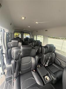 2023 Ford Transit 350 XLT Mid Roof 10 Passenger Luxury Seating - Photo 24 - Long Beach, CA 90807