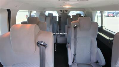2020 Ford Transit 350 XLT  Low Roof 11 Passenger Captain Seats - Photo 2 - Long Beach, CA 90807