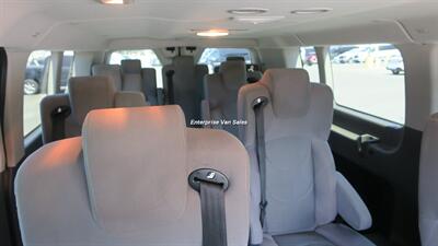 2020 Ford Transit 350 XLT  Low Roof 11 Passenger Captain Seats - Photo 17 - Long Beach, CA 90807