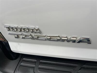 2013 Toyota Tacoma PreRunner V6   - Photo 12 - Sacramento, CA 95825
