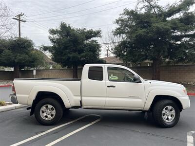 2013 Toyota Tacoma PreRunner V6   - Photo 10 - Sacramento, CA 95825