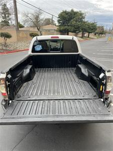 2013 Toyota Tacoma PreRunner V6   - Photo 8 - Sacramento, CA 95825