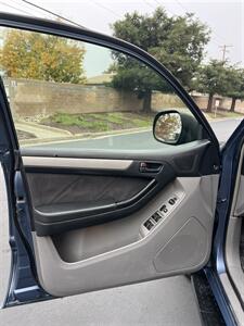 2005 Toyota 4Runner SR5   - Photo 16 - Sacramento, CA 95825