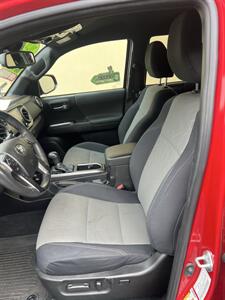 2021 Toyota Tacoma TRD Off-Road   - Photo 5 - Sacramento, CA 95825