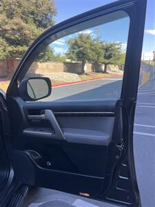 2009 Toyota Land Cruiser - Photo 32 - Sacramento, CA 95825