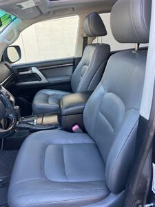 2009 Toyota Land Cruiser - Photo 11 - Sacramento, CA 95825