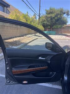 2011 Honda Accord EX-L V6 w/Navi - Photo 15 - Sacramento, CA 95825