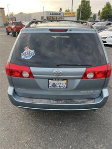 2006 Toyota Sienna LE 8 Passenger   - Photo 8 - Sacramento, CA 95825