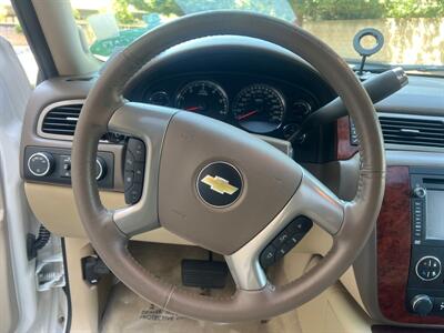 2014 Chevrolet Suburban LTZ 1500   - Photo 20 - Sacramento, CA 95825