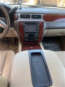 2014 Chevrolet Suburban LTZ 1500   - Photo 21 - Sacramento, CA 95825