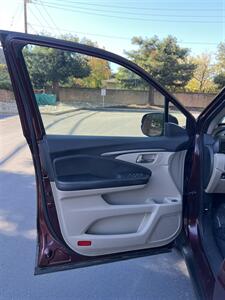 2016 Honda Pilot EX-L w/Honda Sensing   - Photo 14 - Sacramento, CA 95825