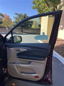 2016 Honda Pilot EX-L w/Honda Sensing   - Photo 27 - Sacramento, CA 95825