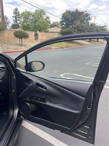 2017 Toyota Prius Prime Plus   - Photo 24 - Sacramento, CA 95825