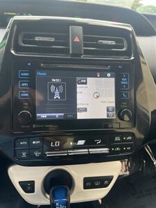 2017 Toyota Prius Prime Plus   - Photo 34 - Sacramento, CA 95825