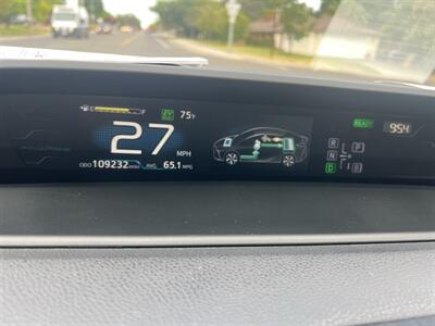 2017 Toyota Prius Prime Plus   - Photo 38 - Sacramento, CA 95825