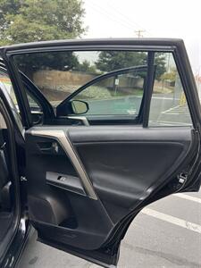 2015 Toyota RAV4 XLE   - Photo 28 - Sacramento, CA 95825