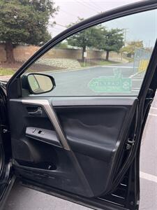 2015 Toyota RAV4 XLE   - Photo 27 - Sacramento, CA 95825