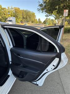 2021 Toyota Camry SE   - Photo 23 - Sacramento, CA 95825