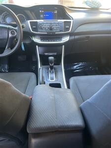 2015 Honda Accord LX   - Photo 16 - Sacramento, CA 95825