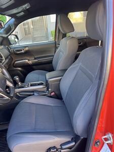 2018 Toyota Tacoma TRD Sport   - Photo 11 - Sacramento, CA 95825