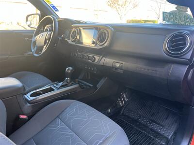 2018 Toyota Tacoma TRD Sport   - Photo 23 - Sacramento, CA 95825