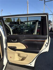 2015 Toyota Highlander Limited - Photo 28 - Sacramento, CA 95825