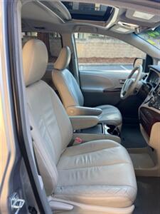 2011 Toyota Sienna XLE 8-Passenger   - Photo 26 - Sacramento, CA 95825