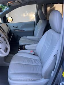 2011 Toyota Sienna XLE 8-Passenger   - Photo 11 - Sacramento, CA 95825