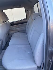 2009 Toyota Tacoma PreRunner V6   - Photo 16 - Sacramento, CA 95825