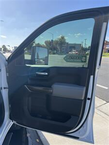 2020 Chevrolet Silverado 1500 LT - Photo 7 - Sacramento, CA 95825