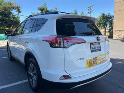 2018 Toyota RAV4 Hybrid XLE   - Photo 10 - Sacramento, CA 95825