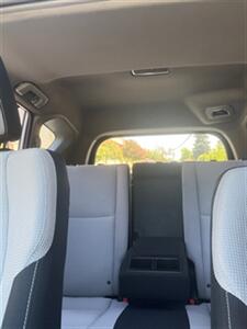 2018 Toyota RAV4 Hybrid XLE   - Photo 38 - Sacramento, CA 95825