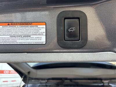 2016 Toyota Sienna XLE 8-Passenger - Photo 16 - Sacramento, CA 95825