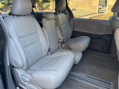 2016 Toyota Sienna XLE 8-Passenger - Photo 18 - Sacramento, CA 95825