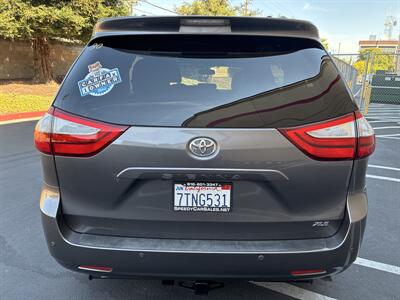 2016 Toyota Sienna XLE 8-Passenger - Photo 7 - Sacramento, CA 95825