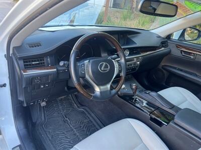 2013 Lexus ES   - Photo 12 - Sacramento, CA 95825