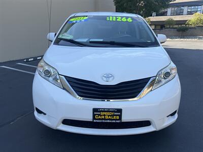 2011 Toyota Sienna LE 7-Passenger   - Photo 3 - Sacramento, CA 95825