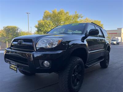 2007 Toyota 4Runner SR5   - Photo 4 - Sacramento, CA 95825