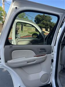 2012 GMC Yukon SLT   - Photo 16 - Sacramento, CA 95825