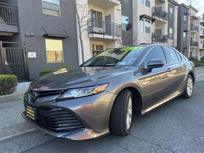 2018 Toyota Camry LE   - Photo 4 - Sacramento, CA 95825
