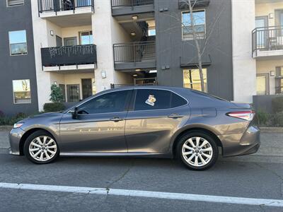 2018 Toyota Camry LE   - Photo 5 - Sacramento, CA 95825