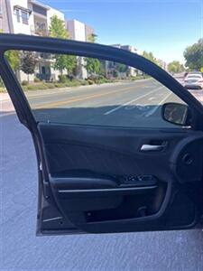 2019 Dodge Charger SXT   - Photo 13 - Sacramento, CA 95825