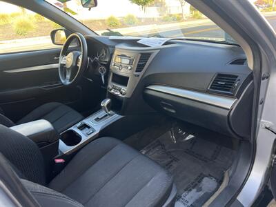 2012 Subaru Outback 2.5i   - Photo 23 - Sacramento, CA 95825