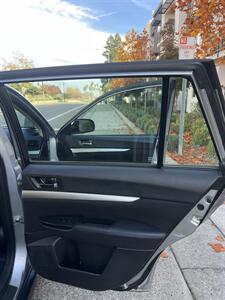 2012 Subaru Outback 2.5i   - Photo 25 - Sacramento, CA 95825