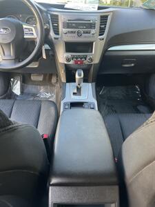 2012 Subaru Outback 2.5i   - Photo 17 - Sacramento, CA 95825
