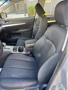 2012 Subaru Outback 2.5i   - Photo 11 - Sacramento, CA 95825