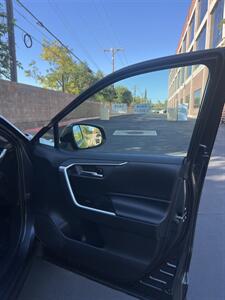 2019 Toyota RAV4 Hybrid XLE   - Photo 28 - Sacramento, CA 95825